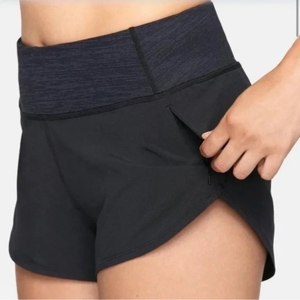 NWT Outdoor voices Hudson Short 2.5” Exercise Shorts